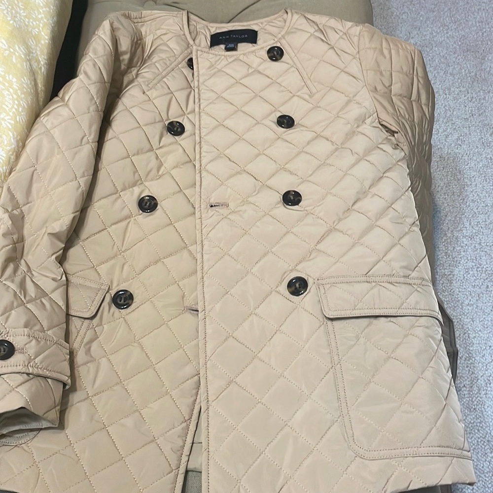 Ann Taylor size xxs beautiful jacket